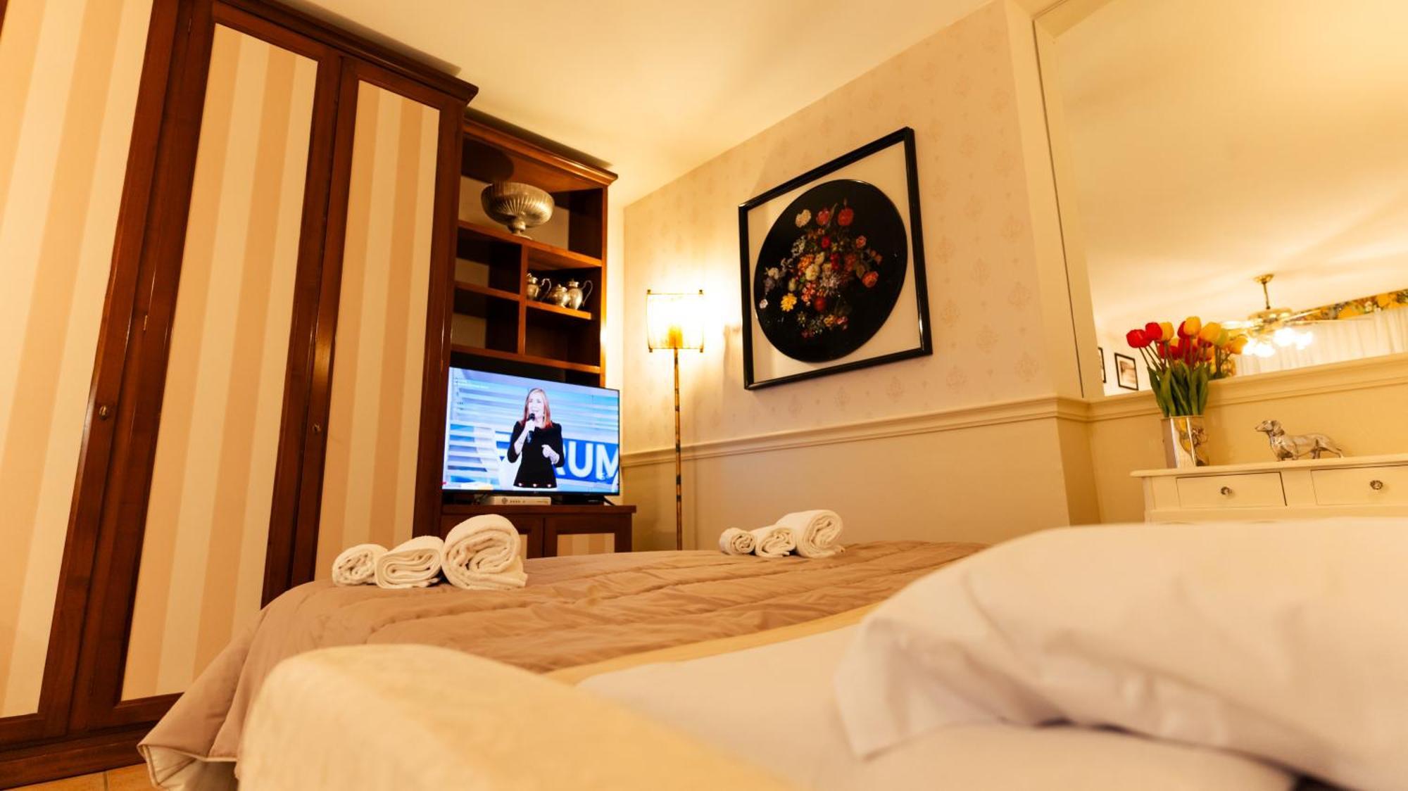 New Cozy Apartment - City Centre レッコ エクステリア 写真