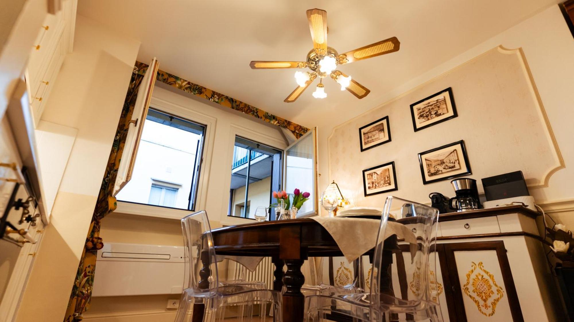 New Cozy Apartment - City Centre レッコ エクステリア 写真